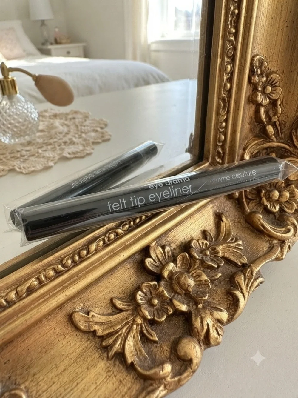 Eye Drama Felt Tip Eyeliner - Black